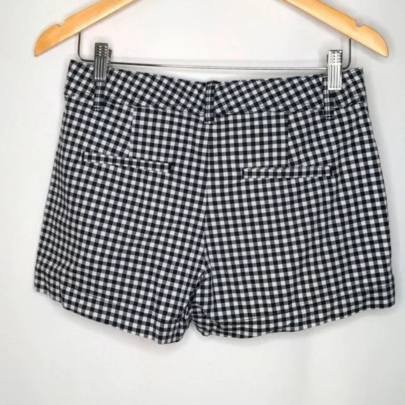 GAP Black & White Checkered City Shorts 3" inseam size 2 - Picture 4 of 12